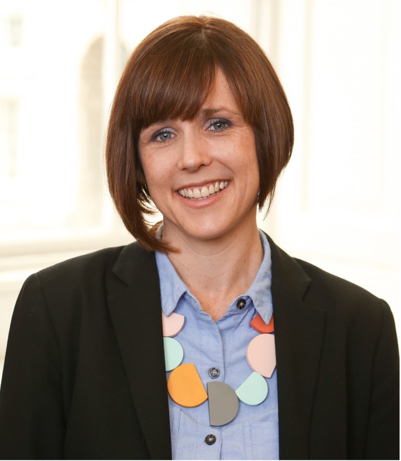 Dr Nicola Palmer